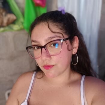 Babysitter in Alto Hospicio: Alexandra
