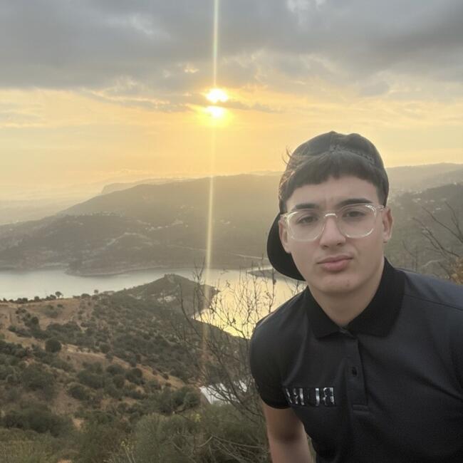 Babysitter in Deuil-la-Barre: Amine