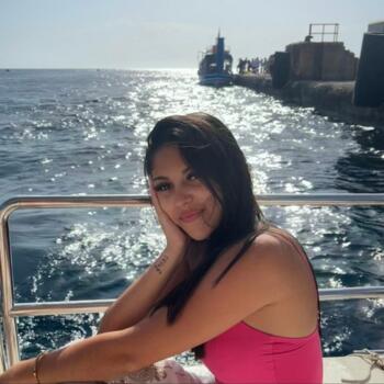 Babysitter in Saint-Paul-lès-Dax: Melina