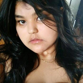 Babá em Cascavel: Carla