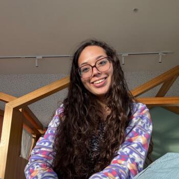 Babysitter in Quito: Isabel