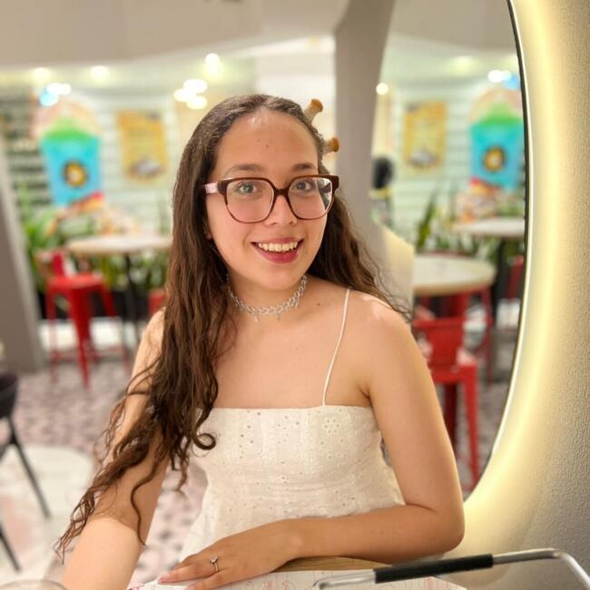 Babysitter in Quito: Isabel