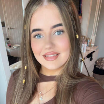 Babysitter Newcastle-under-Lyme: Aimee