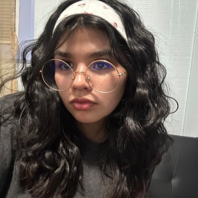 Babysitter in San Jacinto: Alicia