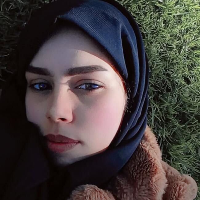 مربية أطفال في سلا: Fatima zouhra