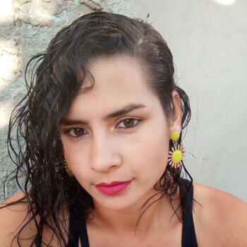 Babá em Elias Fausto: Marlene