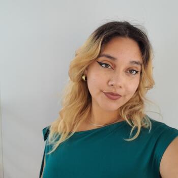 Babysitter in Lima: Angely