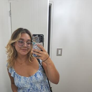 Niñera Lima: Angely