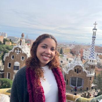 Babysitter in Castellon: Lizmar