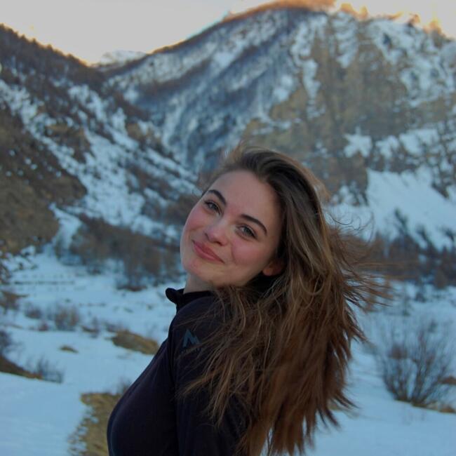 Babysitter in Beauvais: Elisa