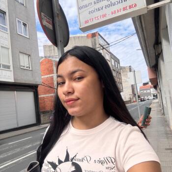 Babysitter in Carballo: Cheyli Chanel