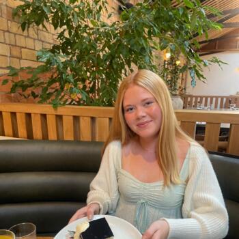 Babysitter Auckland: Aurelia