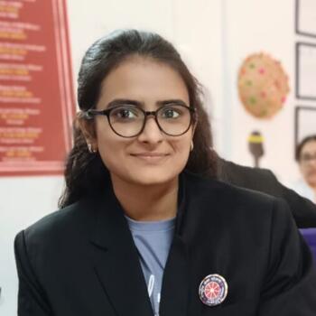 Babysitter in Nagpur: Priya