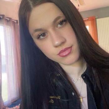 Babysitter in La Roche-sur-Yon: Tiffany