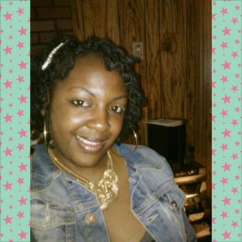 Babysitter Suitland: Tonya