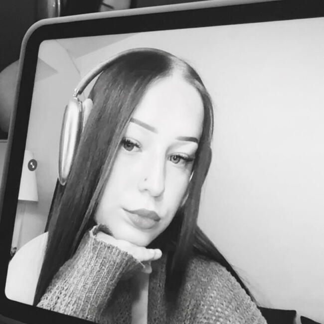 Babysitter in Bückeburg: Elina