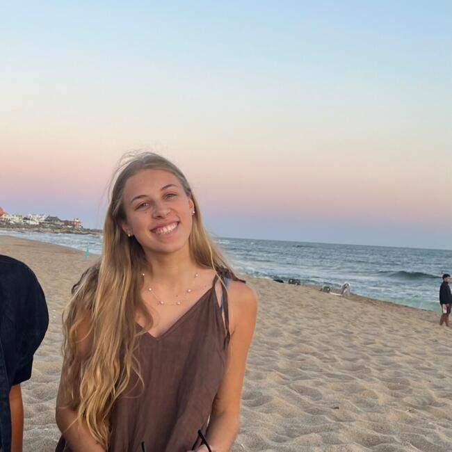 Babysitter in Montevideo: Clara