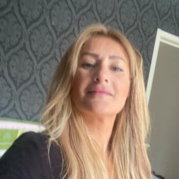 Babysitter Stockholm: Avin husseini