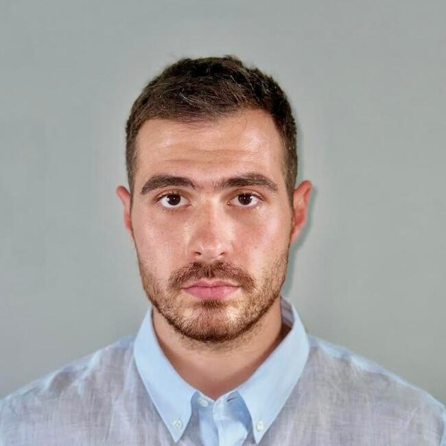 Δουλειά για babysitter στην περιοχή Ρόδος: Alexandros-Giacomo