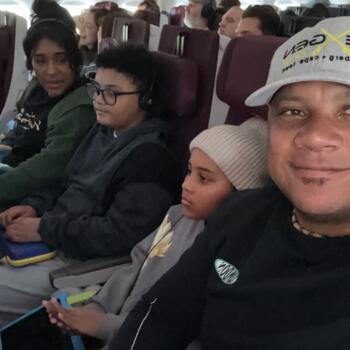 وظيفة كجليسة التي تستضيف الأطفال في بيتها في الريان: وظيفة جليسة أطفال Jonathan