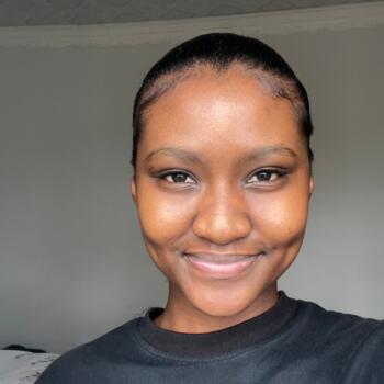 Babysitter in Uitenhage: Siphuluvo