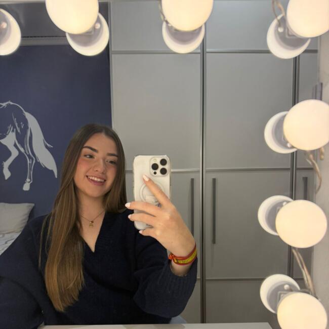 Niñera en Lugar Nuevo de la Corona: Natalia