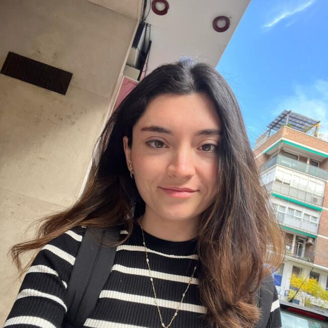 Babysitter in Ramat Gan: Annia