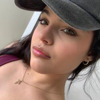 Babysitter in Soledad: Laura Vanesa