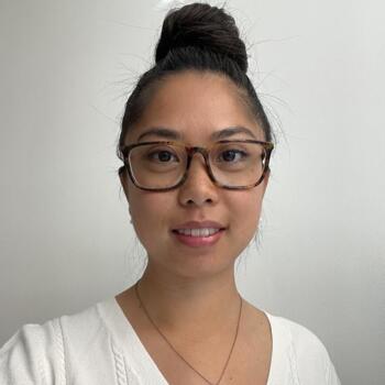 Baby-sitter in Calgary: Angeline