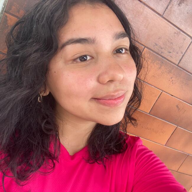 Babysitter in Manaus: Yasmim