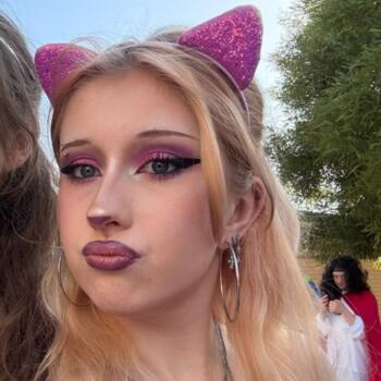 Babysitter in Geelong: Madeleine