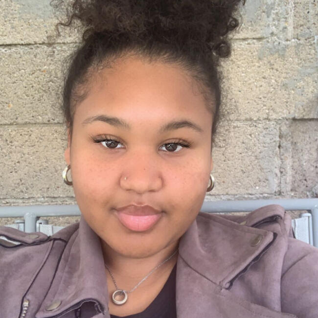 Babysitter in Goussainville: Karen