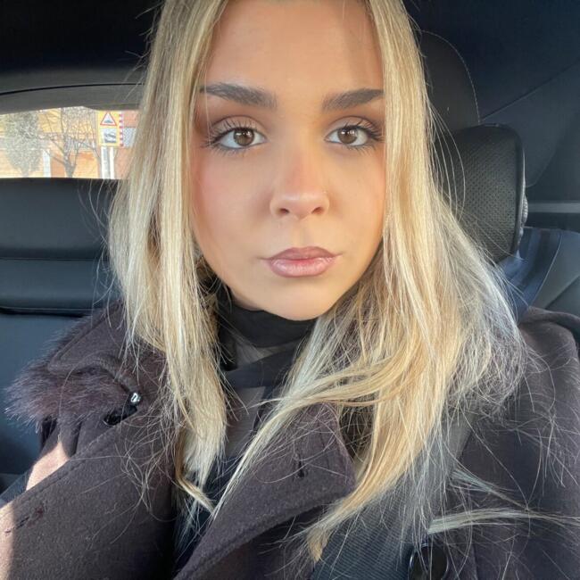 Babysitter in Rubí: Adriana