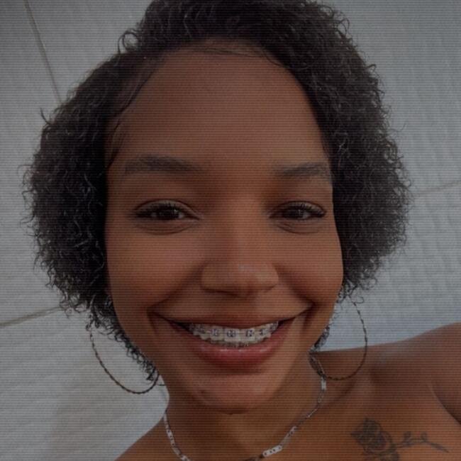 Babysitter in São João de Meriti: Thayná Cristina
