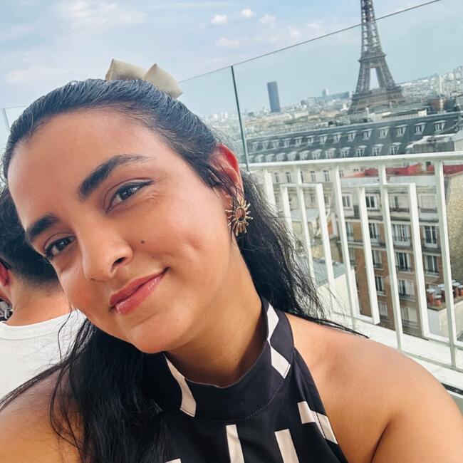 Babysitter in Rantigny: Sirine