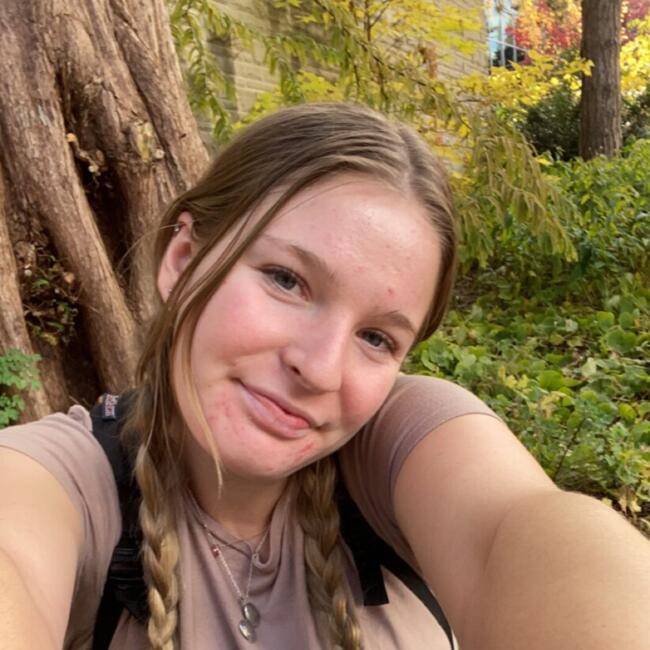 Babysitter in Paraparaumu: Madeline