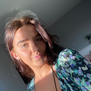 Babysitter in Letterkenny: Aoife