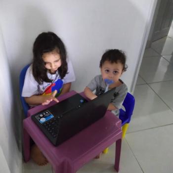 Emprego de babá em Colatina: emprego de babá Ariele