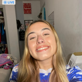 Babysitter in Spring Lakes (Texas): Carissa