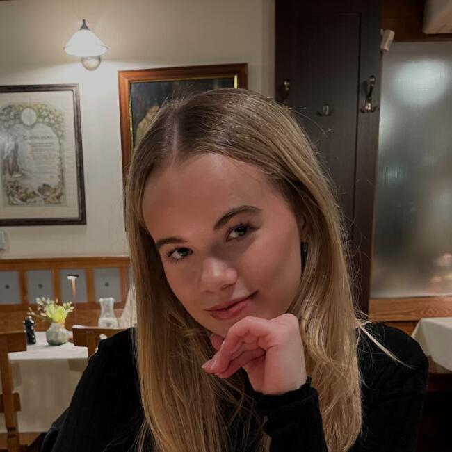 Varuška v Ljubljana: Lara