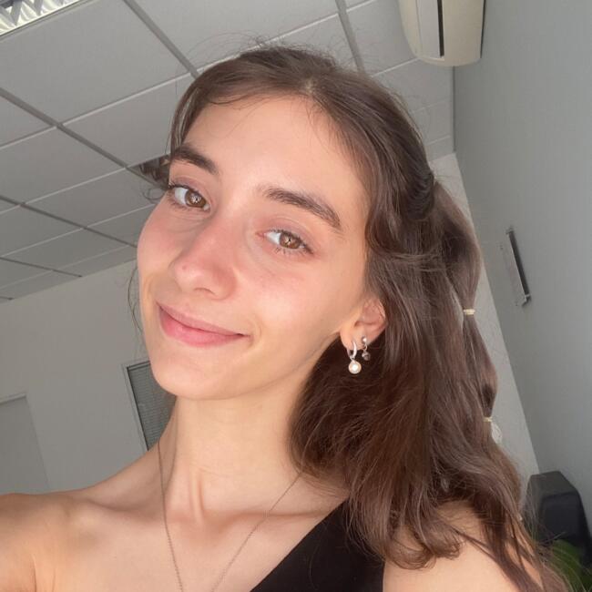 Babysitter in Estoril: Joana