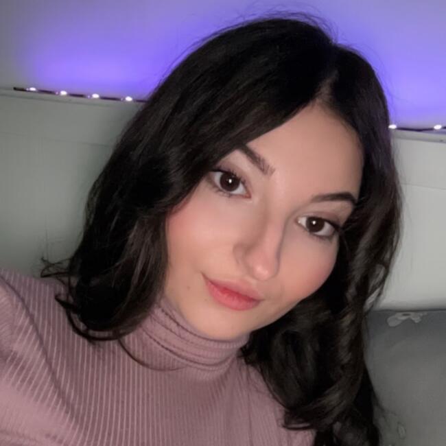 Babysitter Job in Zwevegem: Emilia