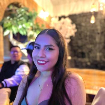 Δουλειά για babysitter στην περιοχή Ναουκάλπαν: δουλειά φύλαξης παιδιών Alejandra