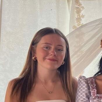 Baby-sitter Saint-Marcel-lès-Annonay: Julie