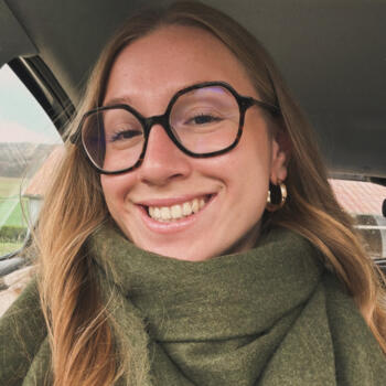 Babysitter in Chevigny-Saint-Sauveur: Manon