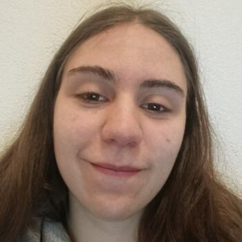 Baby-sitter in Broc: Lucie