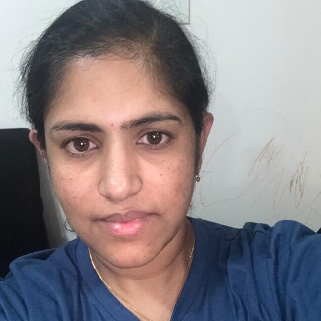 Job de garde d'enfants à Hamilton: Divyasree