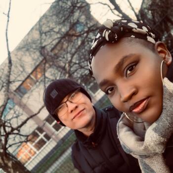 Praca dla opiekunki do dziecka w Wałbrzych: praca dla opiekunki do dziecka Irene