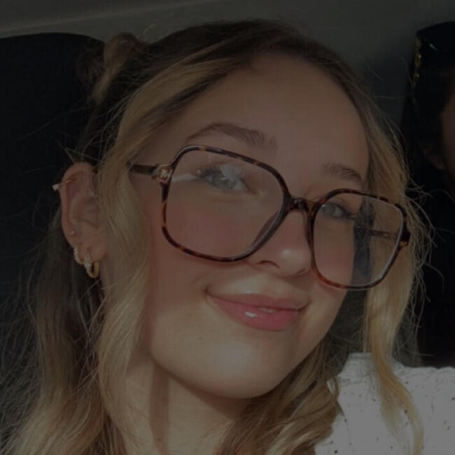 Babysitter in Fréjus: Ilona