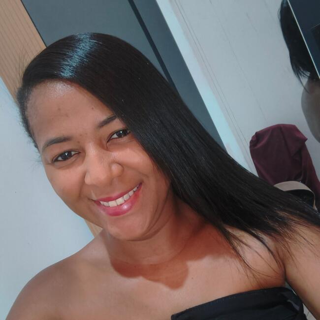 Babá em Feira de Santana: Jucélia
